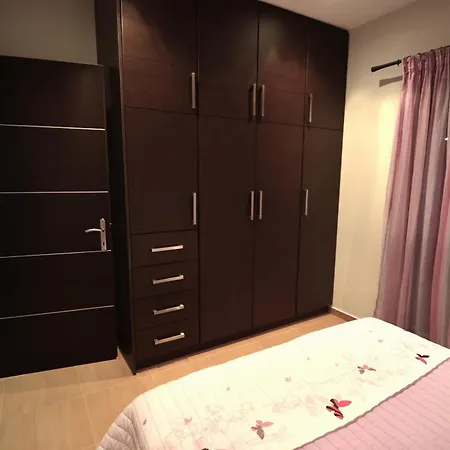 Anna's Sea View House