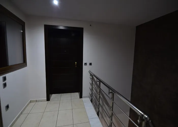 Anna's Sea View House