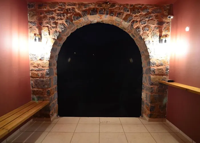 דירה Anna's Sea View House מונמבאסיה