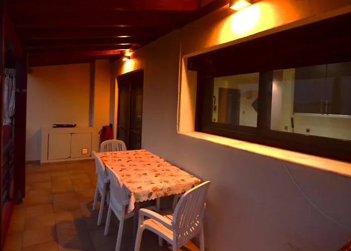 Anna's Sea View House דירה *